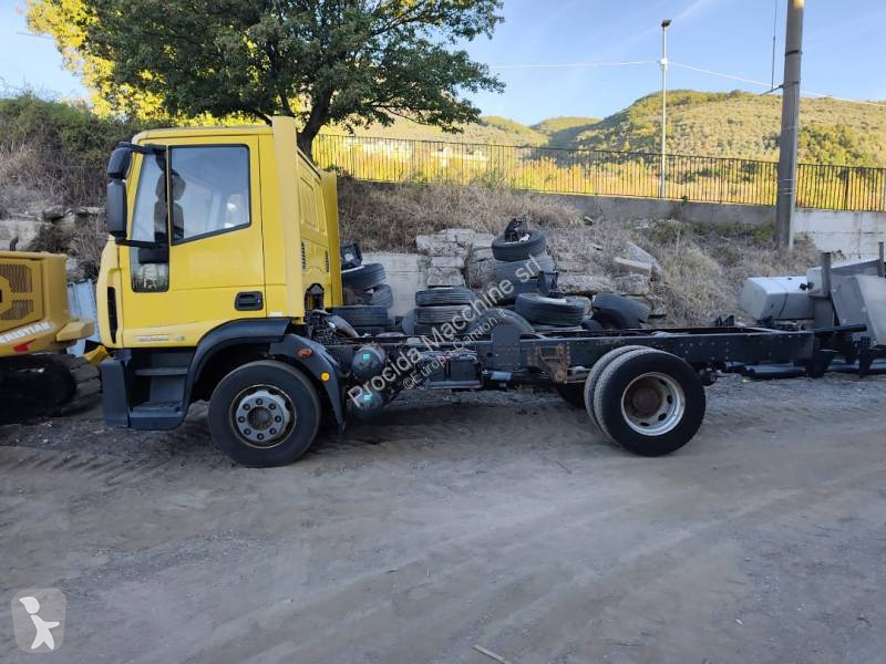 Kamion Iveco 120 E 28