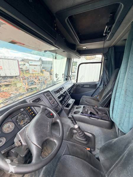 DAF 340 truck
