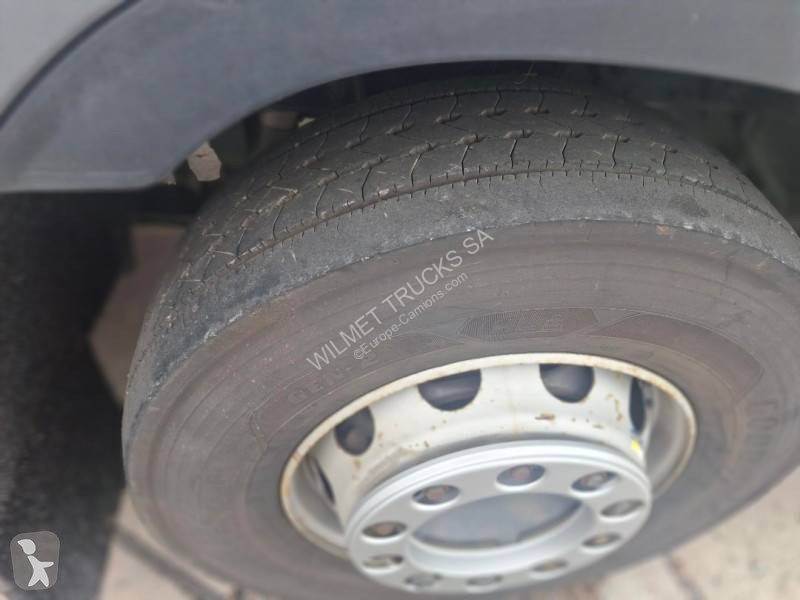 شاحنة DAF 530