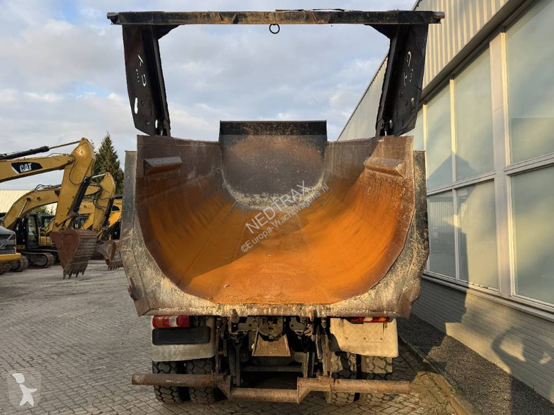 Kamion Mercedes AROCS 3246 8X4 TIPPER
