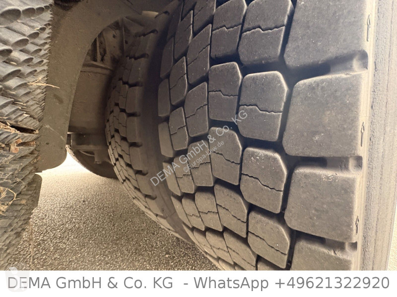 Teherautó Mercedes...