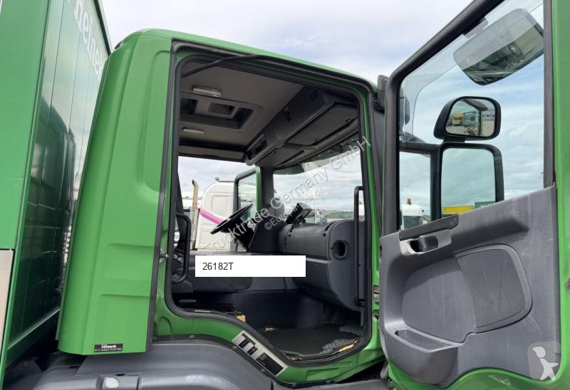 Lastbil Scania LB 4x2 Plane/HB / Swiss-Vehicle