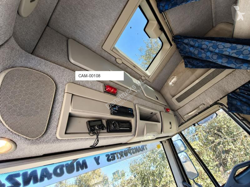 Iveco 150E28 Semitautliner + Dhollandia |...