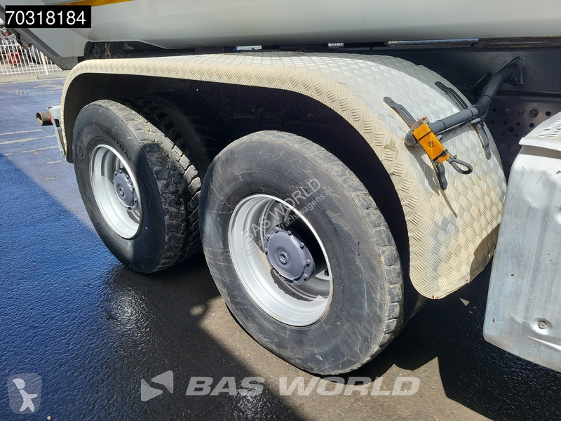 Kamion Mercedes 3243 8X4 16m3 tipper Full Steel...
