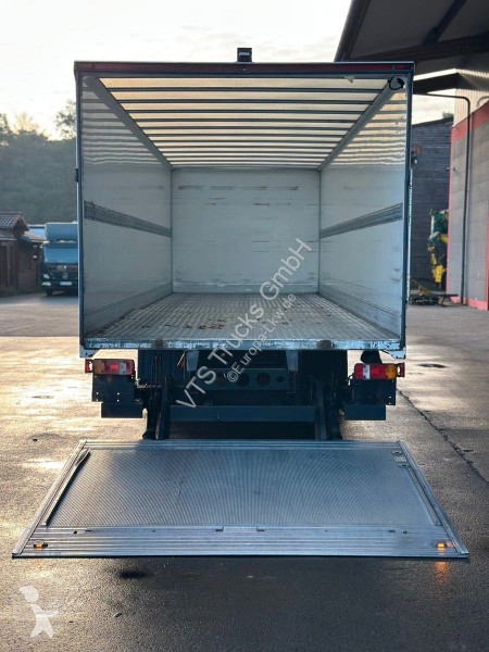 Kamion MAN 10.220 4x2 BL Koffer/LBW/EBA/LGS
