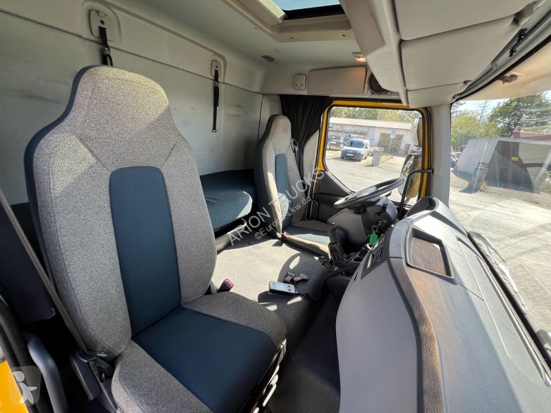 Kamion Volvo FL 4x2...