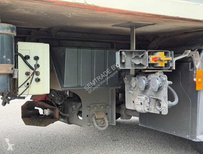 شاحنة Mercedes 2842 EURO 6 ISOLATED BOX CARRIER...