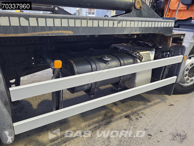 Kamion MAN TGM 4X2 HIAB FTR12 Skiploader...