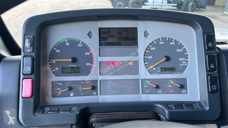 Vrachtwagen MAN 26.310 (MANUAL PUMP / BIG AXLE...