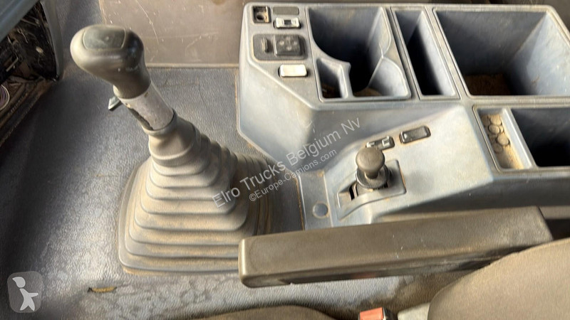 Teherautó Mercedes 3343 (6X6 / V6 / LAMES /...