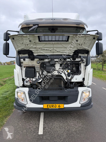 Teherautó Volvo 250.18