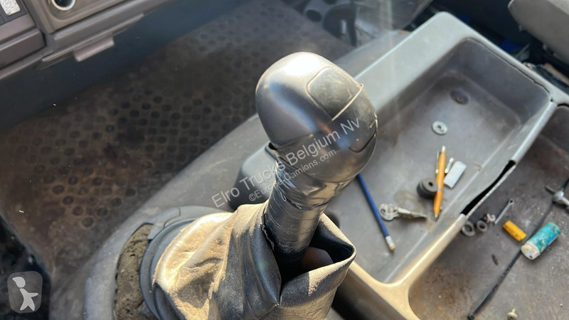 Lastbil Iveco 180 - 23 (V8 / MANUAL PUMP /...