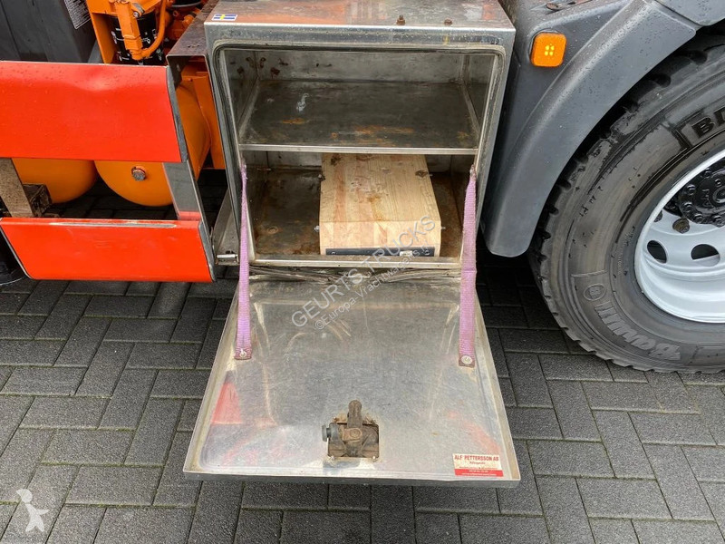 Kamion MAN 35.480 8X4 TRIDEM + 20 TON HAAKARM +...