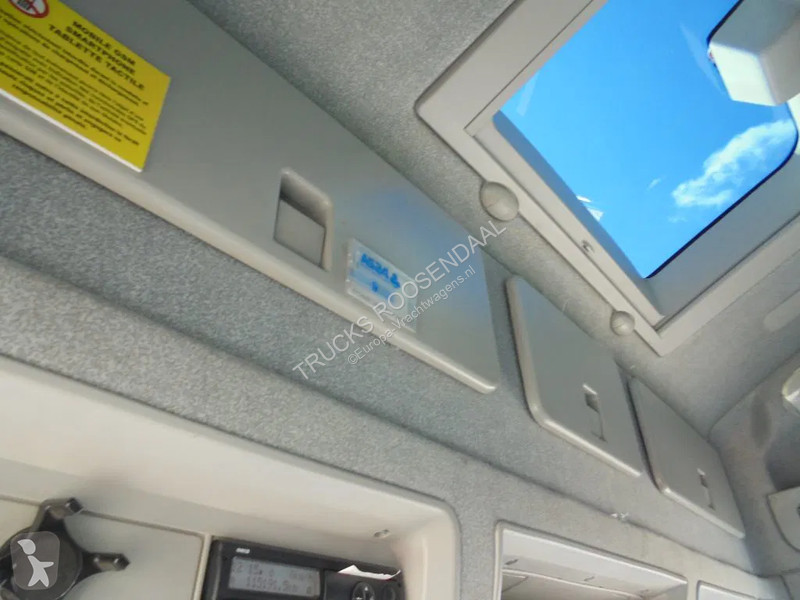 Camion Iveco 450 + Euro 5 + Zandzuiger + Manual...