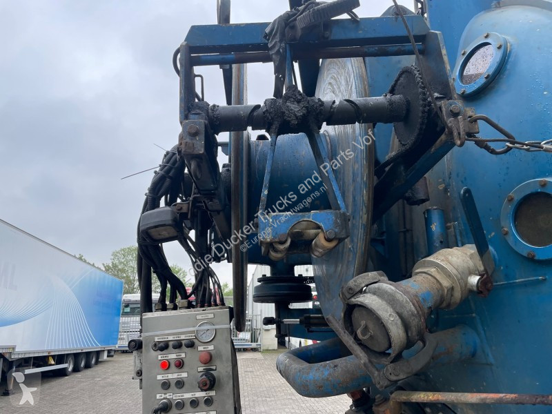 Camião Mercedes ACTROS 4140 8X4 EURO 3 / VACUUM