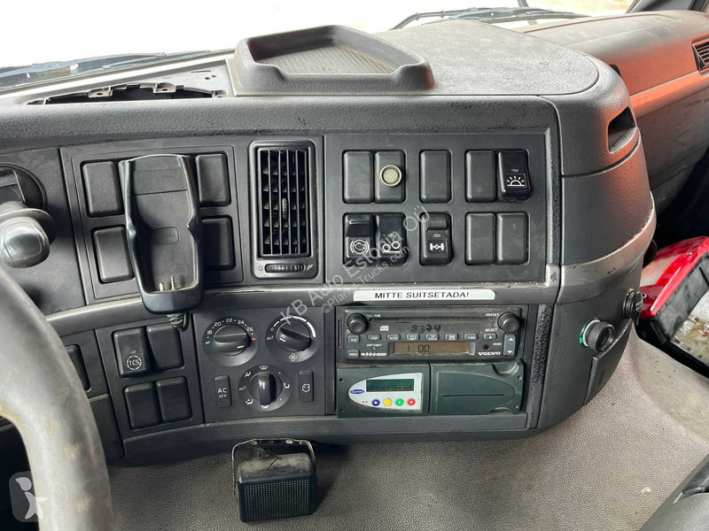 Kamion Volvo 9 300 6x2 CHASSIS L=8779 mm
