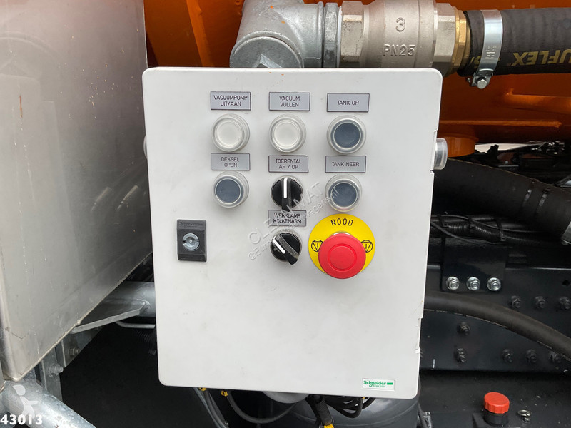 Camión DAF FAN  430 DHM Combi kolkenzuiger