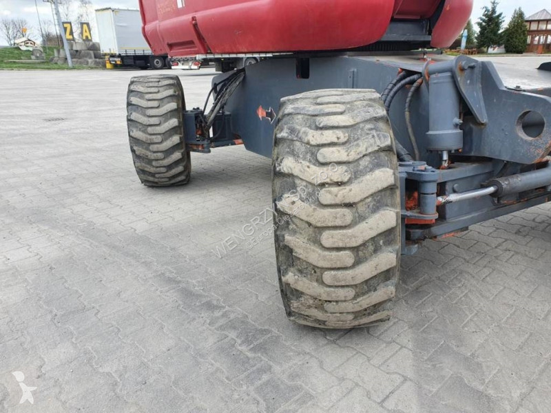 Автовышка JLG Podnośnik koszowy JLG 600 SJ