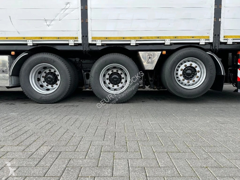 Kamion MAN 33.560 8X4 TRIDEM + HMF 4020-K8...