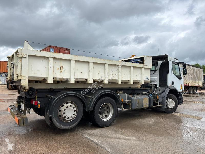 Kamion Renault 6x2 essieu relevable 320 benne...