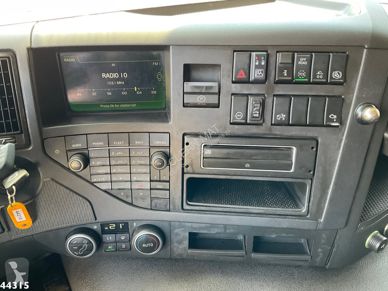 Camion Volvo 540 8x4 Euro 6 Hiab 28 Tonmeter...