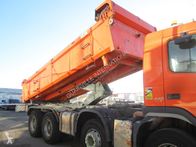 Camion Volvo 440