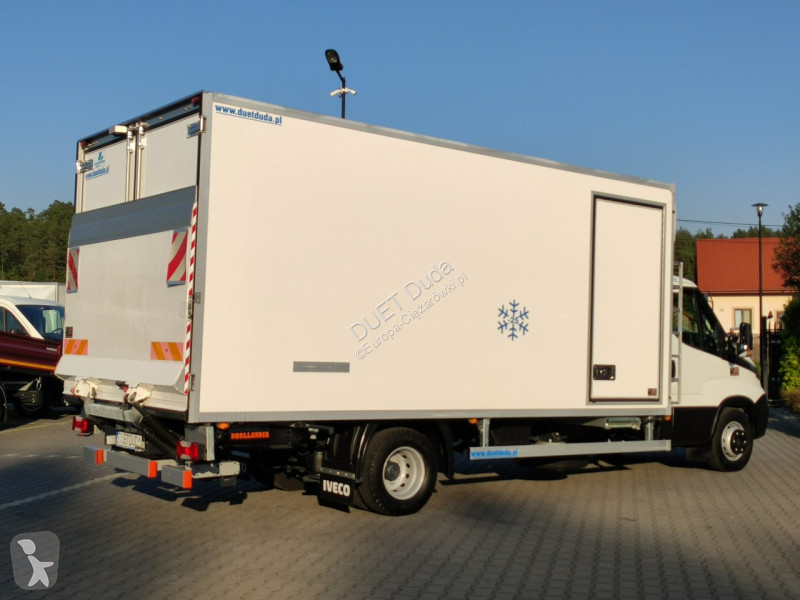 Camion Iveco 70C17 Mroźnia Ściana Grodziowa...