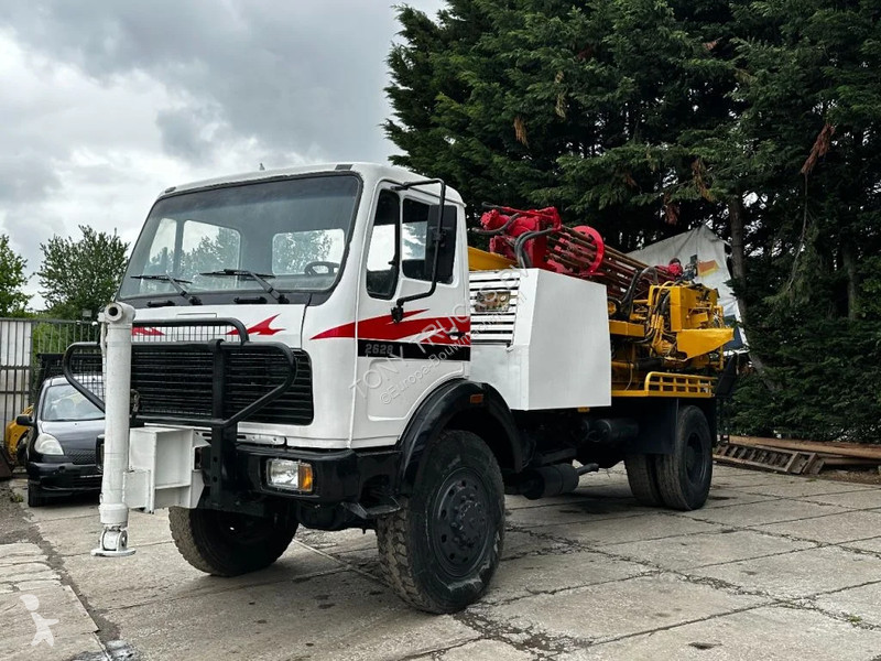 Camion Mercedes 2028 4X4 DRILLING RIG WIRTH M...