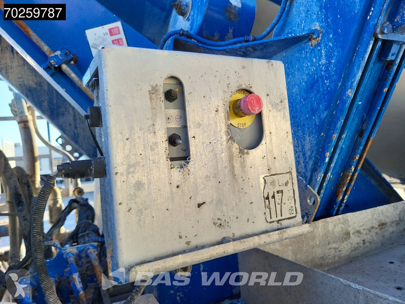 Kamion Mercedes 3251 8X4 PUMI Putzmeister TMM...