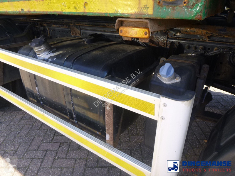 Lastbil Mercedes 3236 8x4 RHD vacuum tank