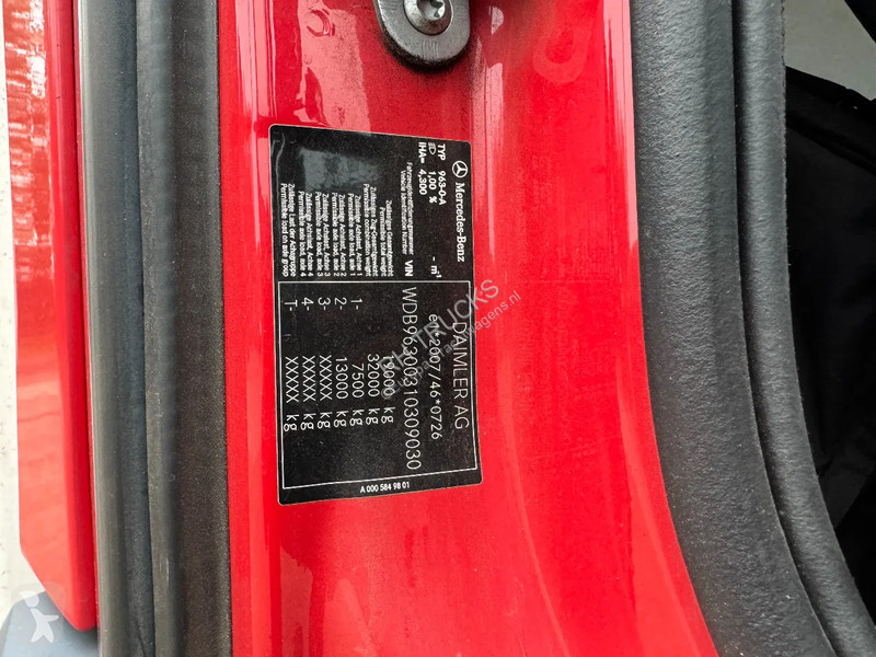 Kamion Mercedes 1927 4X2 4 UNITS EURO 6...