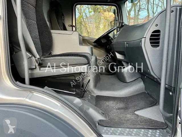 Vrachtwagen Mercedes 1218 Carrier Supra...