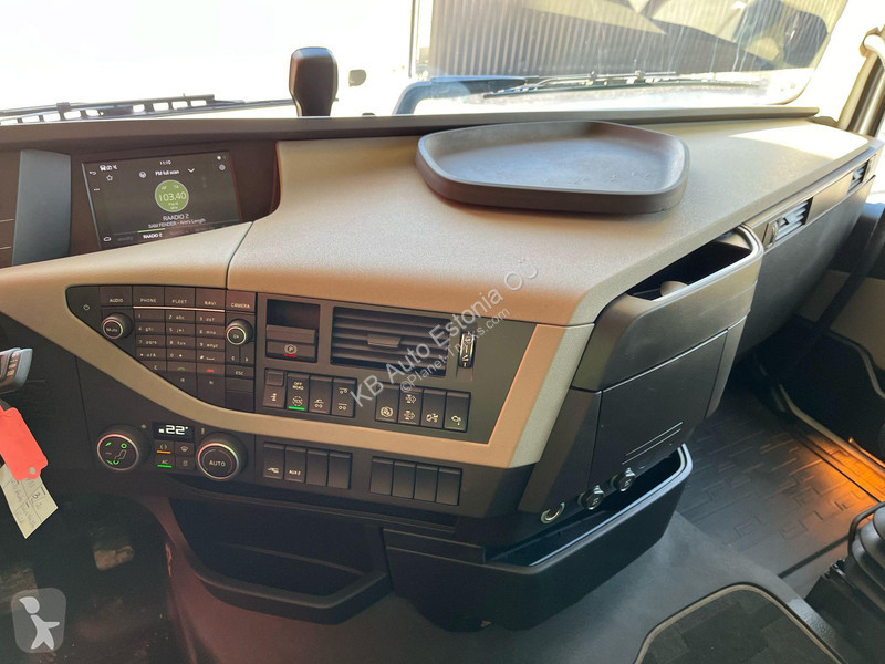 Camion Volvo 8x2*6 EFFER 685/6S + JIB + WINCH /...
