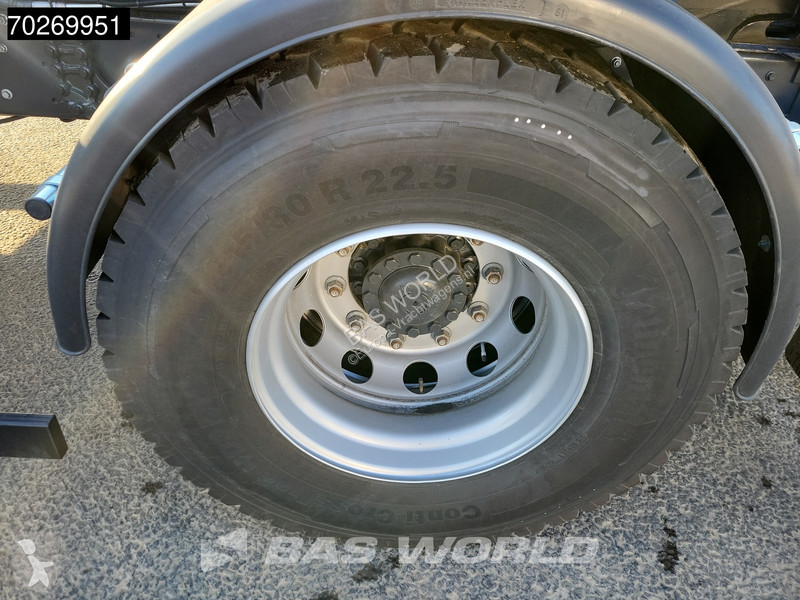 Kamion Iveco 180E320 4X2 NEW! 14tons Hiab...