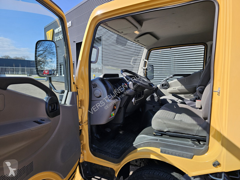Camion Nissan CABSTAR / 19 mtr PLATFOR WORKER