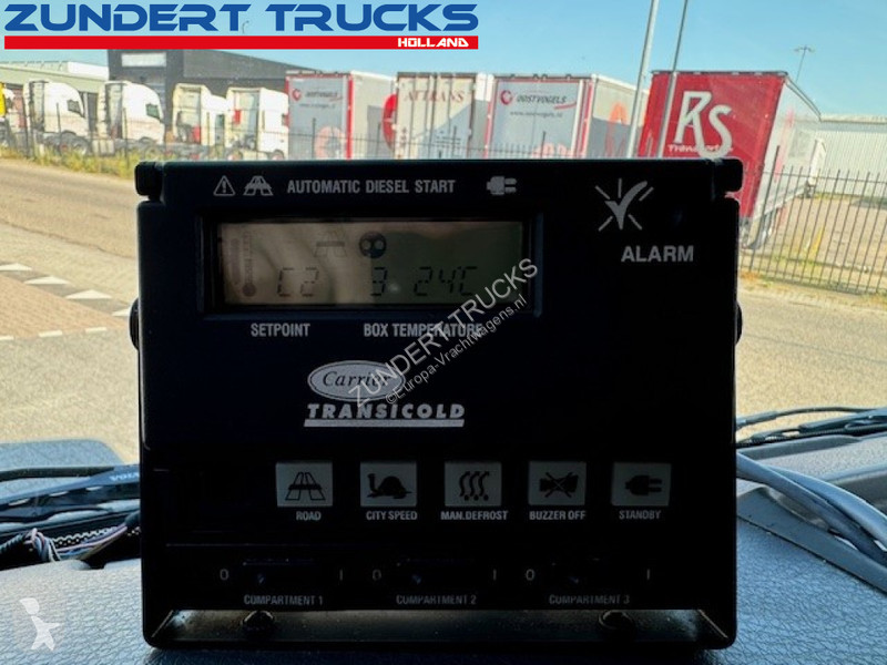 Kamion Volvo 250 CARRIER EASY COLD, PALFINGER...
