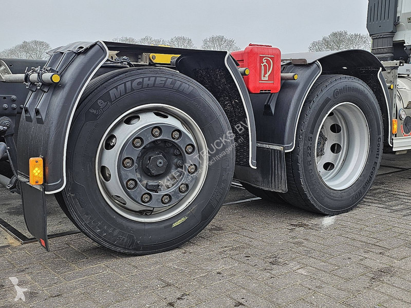 Camion Iveco AS260S46 LNG INT. STEERAXLE