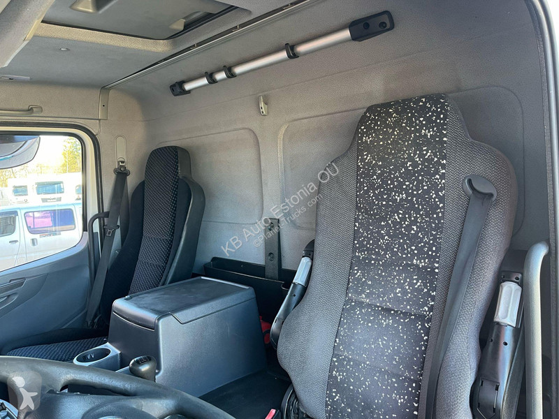 Camion Mercedes 1829 4x2 BOX L=8474 mm