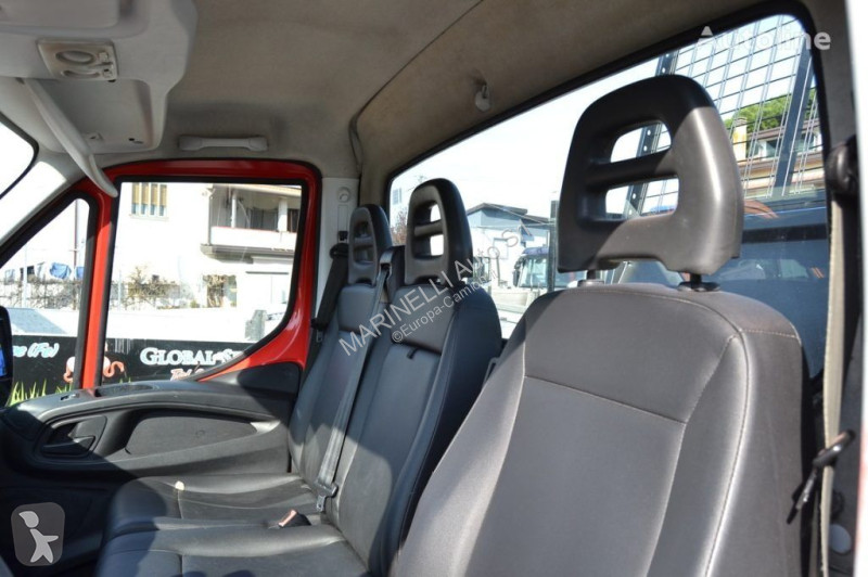 Veículo utilitário Iveco 35C13 2.3 CASSONE...