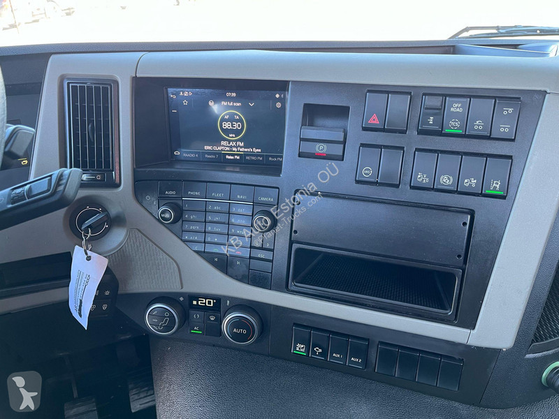 Kamion Volvo FM 330 6x2*4 ONLY 57587 km !!! /...