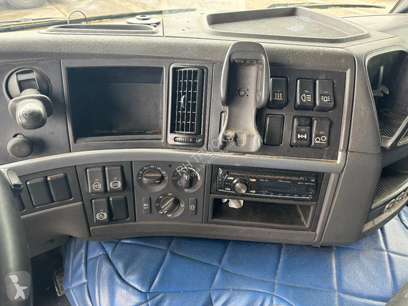 Kamion Volvo 500 6X2 EURO 5 HIAB 211 EP5 +...