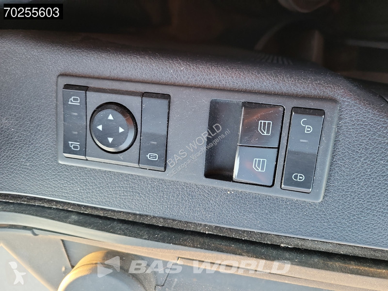 Kamion Mercedes 2533 6X2 26.5t NL-Truck 2000kg...