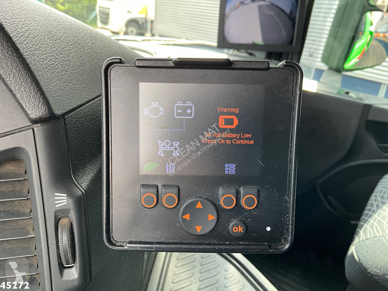 Camion Mercedes 3743 8x4 Euro 6 HMF 19 Tonmeter...