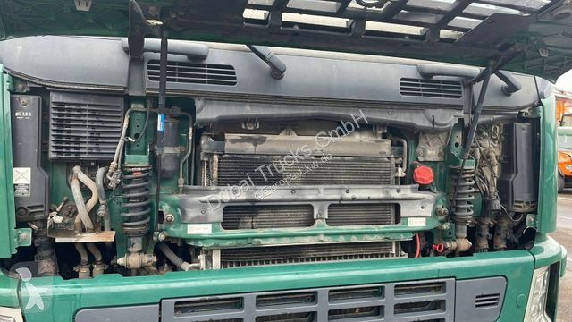 Kamion Volvo 1Q .300