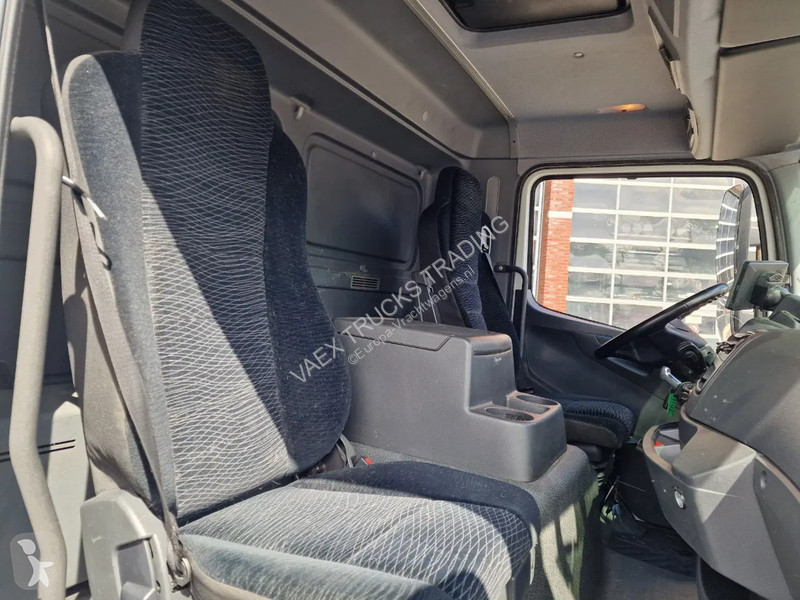 Camion Mercedes 1523 4x2 - 170 KW/230PS - Box -...