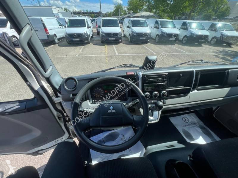 Camion Mitsubishi Fuso