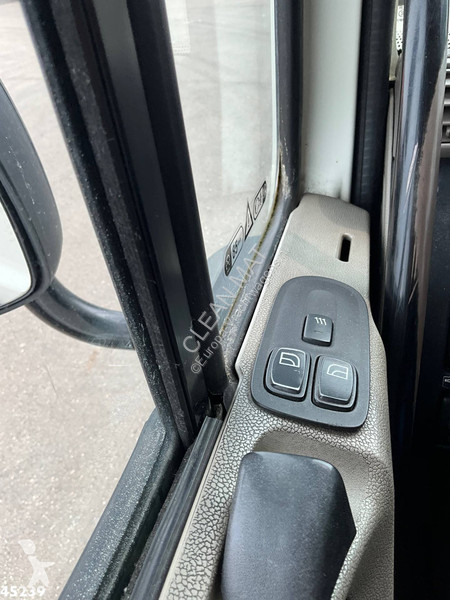 Lastbil Ginaf X 3232 S Euro 5 Manual Hiab 28...