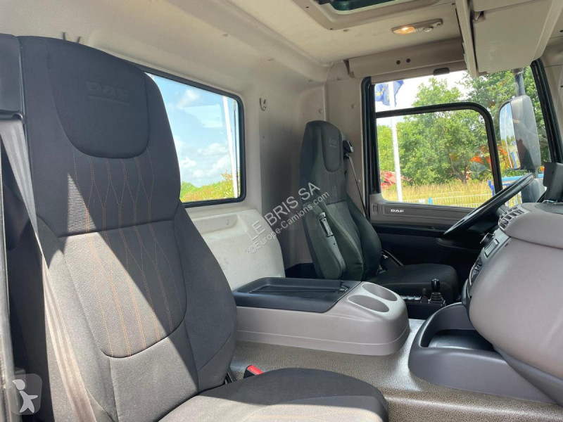Camion DAF 530