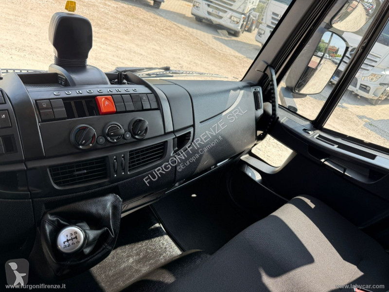 Camion Iveco EUROCARGO ML75 E16 CABINA CORTA...