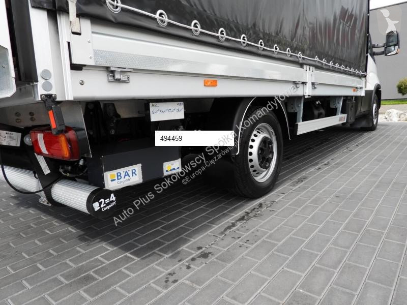 Véhicule utilitaire Iveco DAILY 35S18 PLANDEKA...